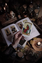 Ladda upp bild till gallerivisning, Tarot Kort - För din personliga utveckling