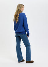 Ladda upp bild till gallerivisning, Olga Stickad blå tröja bomull