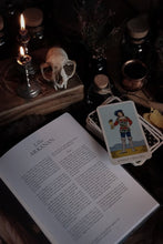Ladda upp bild till gallerivisning, Tarot Kort - För din personliga utveckling