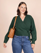 Ladda upp bild till gallerivisning, KENZIE Flätad Väska