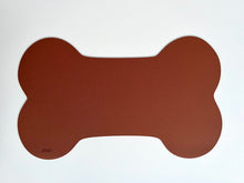 Ladda upp bild till gallerivisning, Underlägg Hund