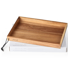 Ladda upp bild till gallerivisning, Bricka