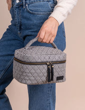 Ladda upp bild till gallerivisning, ELISE Sminkväska