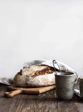 Ladda upp bild till gallerivisning, Levi skärbräda