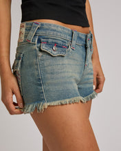 Ladda upp bild till gallerivisning, True Religion jeans - Joey Low Rise cut off shorts Seastorm
