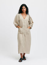 Ladda upp bild till gallerivisning, Casandra Klänning linen Beige
