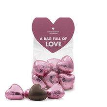 Ladda upp bild till gallerivisning, A bag full of love - Choklad hjärtan
