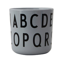 Ladda upp bild till gallerivisning, Design Letters ABC mugg
